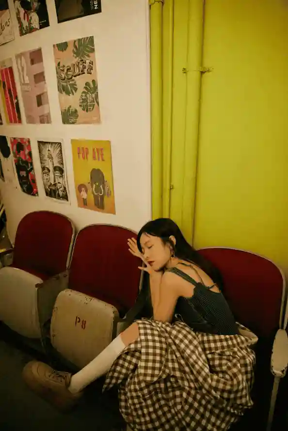 暖暖高清在线观看免费完整版：亚洲日本中文字幕乱码在线电影与东京热TOKYO综合久久精品